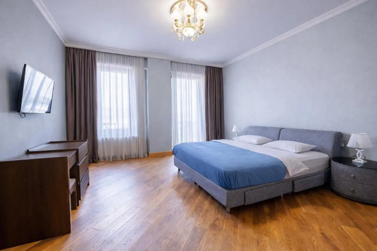 Golden Apartment On Mtatsminda