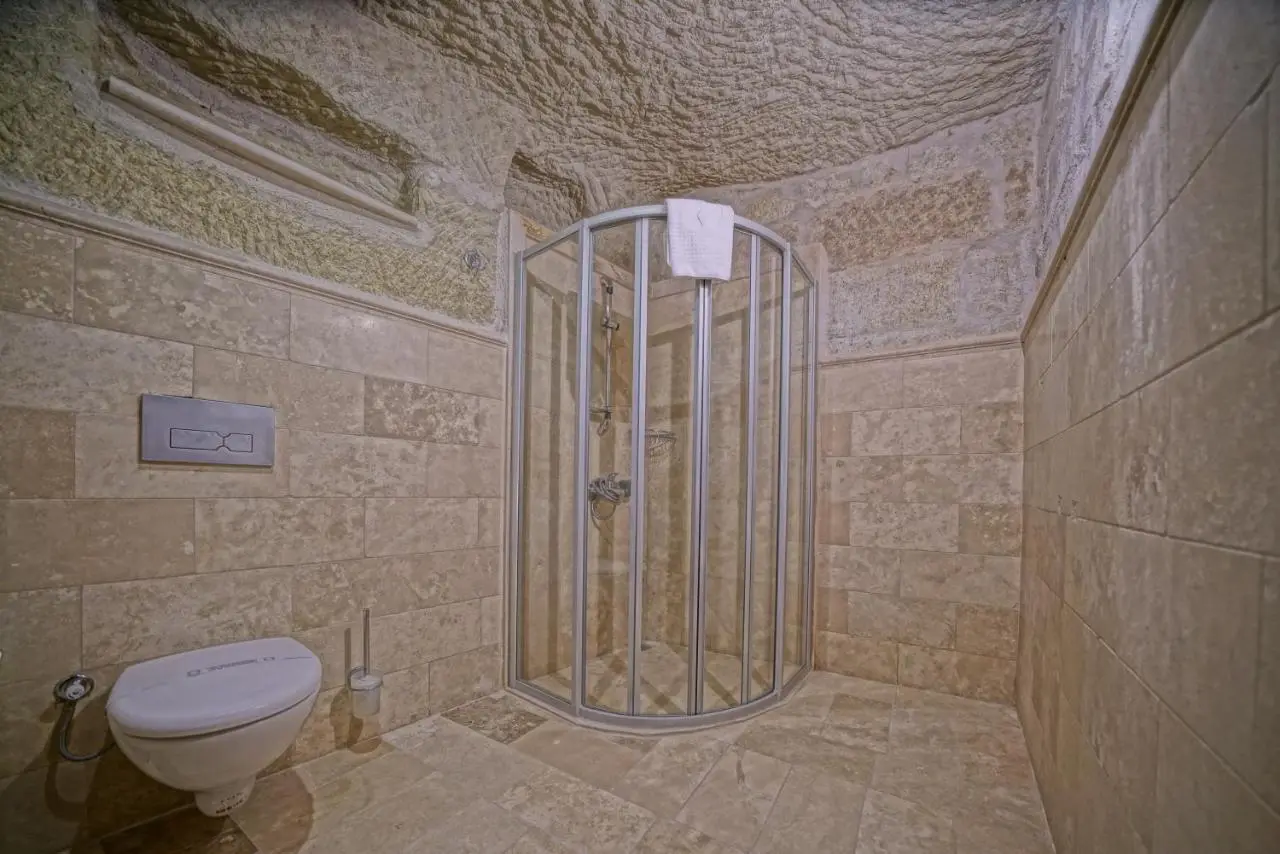 Naraca Cave House