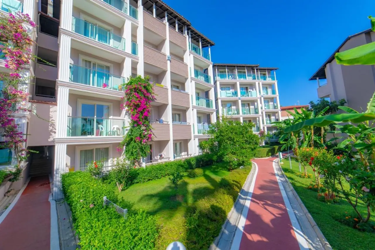 Sealife Buket Resort & Beach Hotel - Ultra All Inclusive