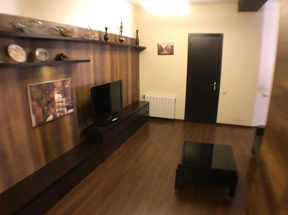 Freedom Square Apartment