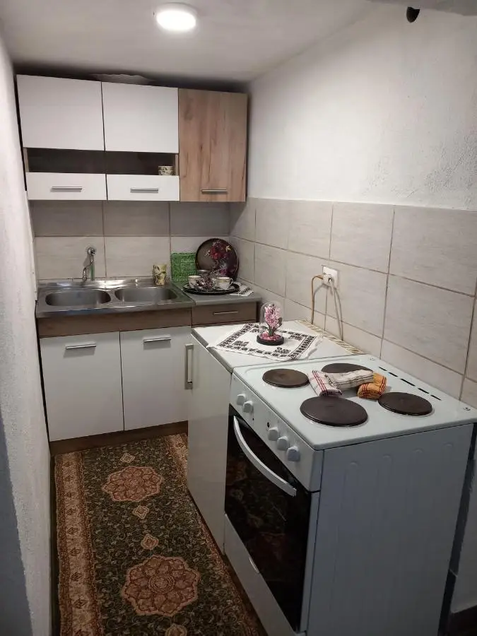Kuća za odmor-Vikendica-
