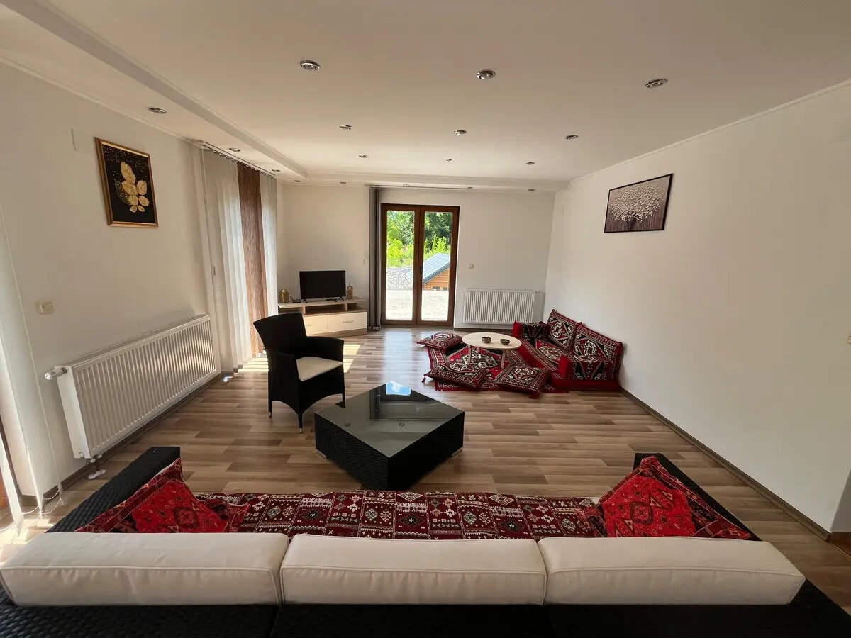 Ideal stopover Sarajevo–Bihac, BiH