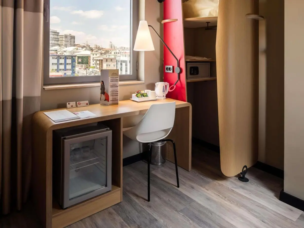 Ibis Istanbul West