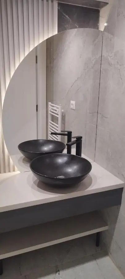 Luxury Prime Apartments with Parking