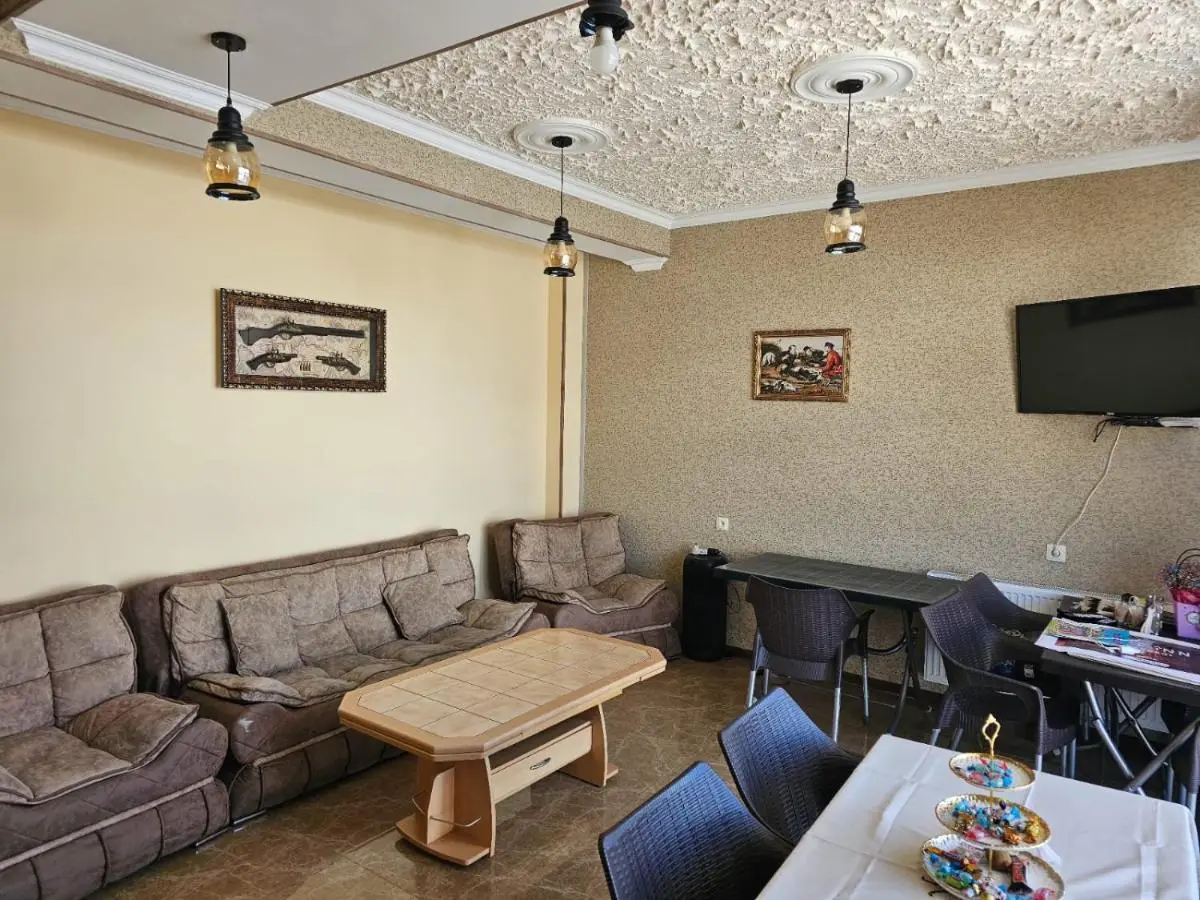 DISCOVER KAZBEGi HOTEL