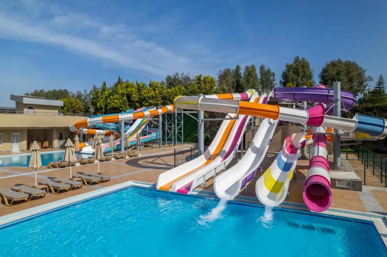 Royal Garden Beach Hotel