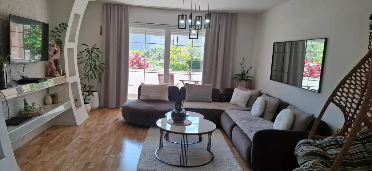Guest House NO 13
