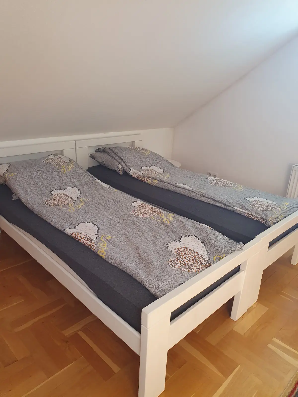 Superior 2   106m2 Apartment A/C free Parking