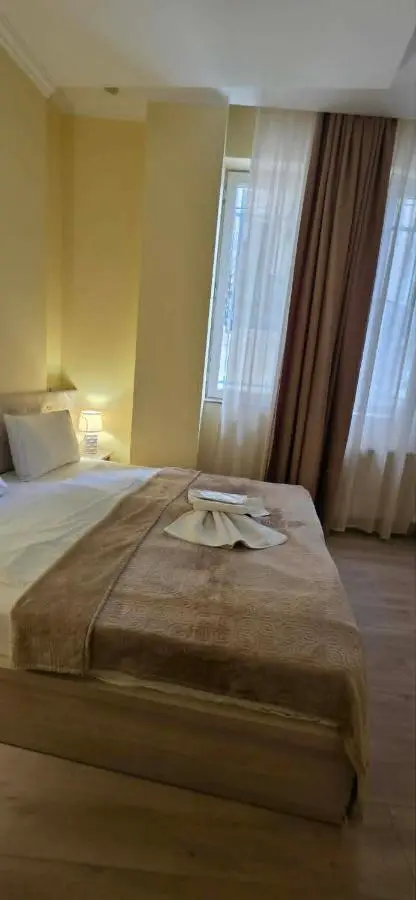 Tbiliseli Inn