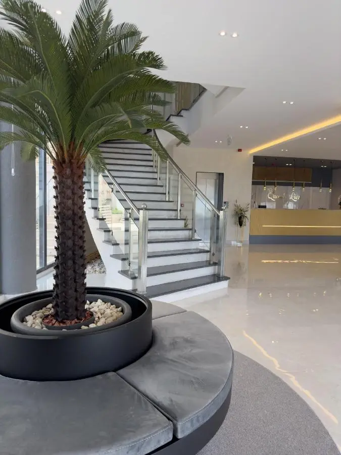 The Queen's Lion Premium HOTEL