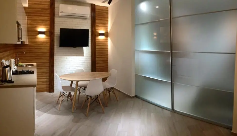 V&A Lux Apartments