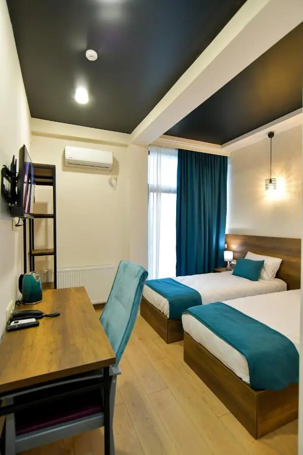 Hill Hotel