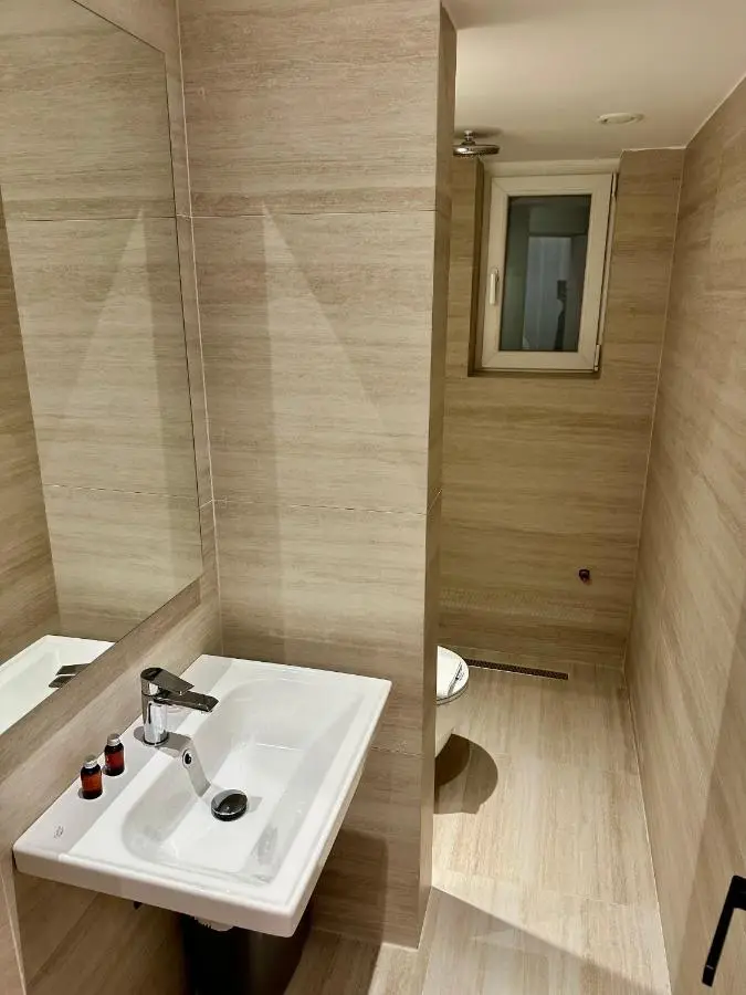 Venis Hotel
