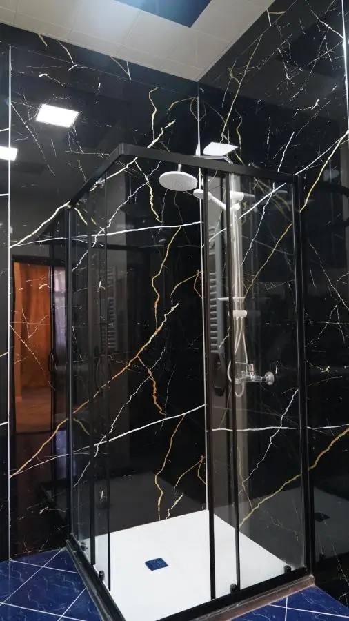 Premier Hotel