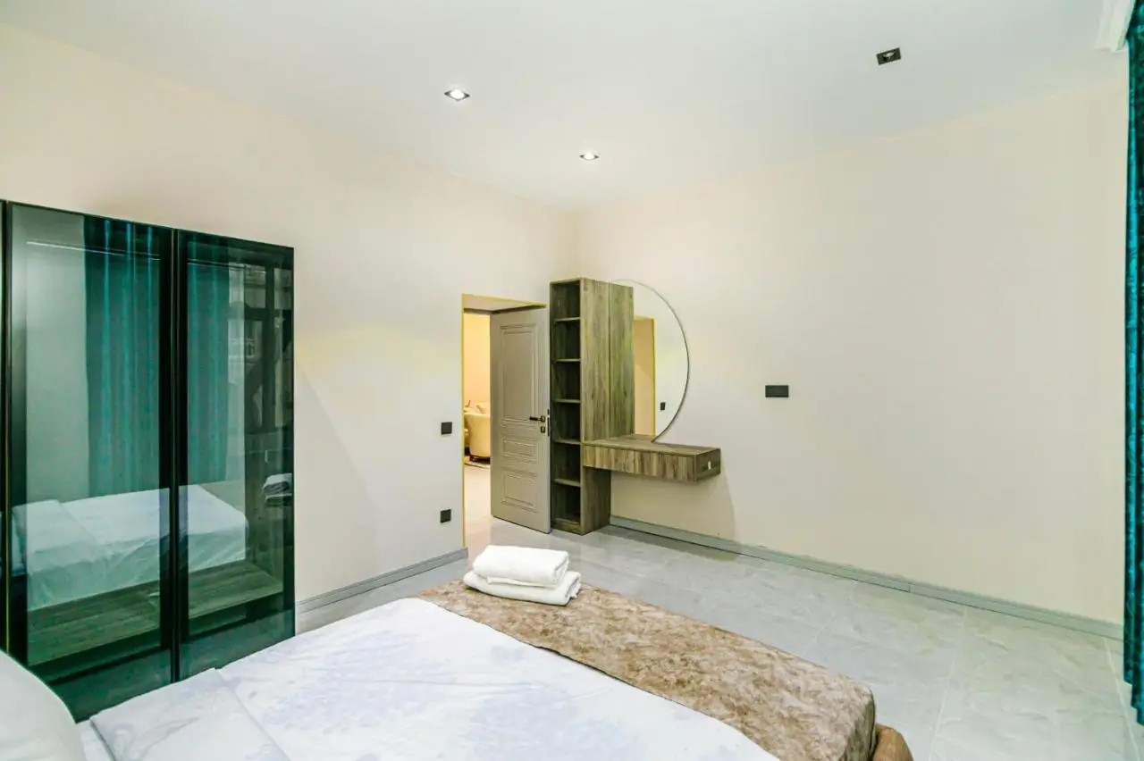 DELUX Apartment in Nizami street
