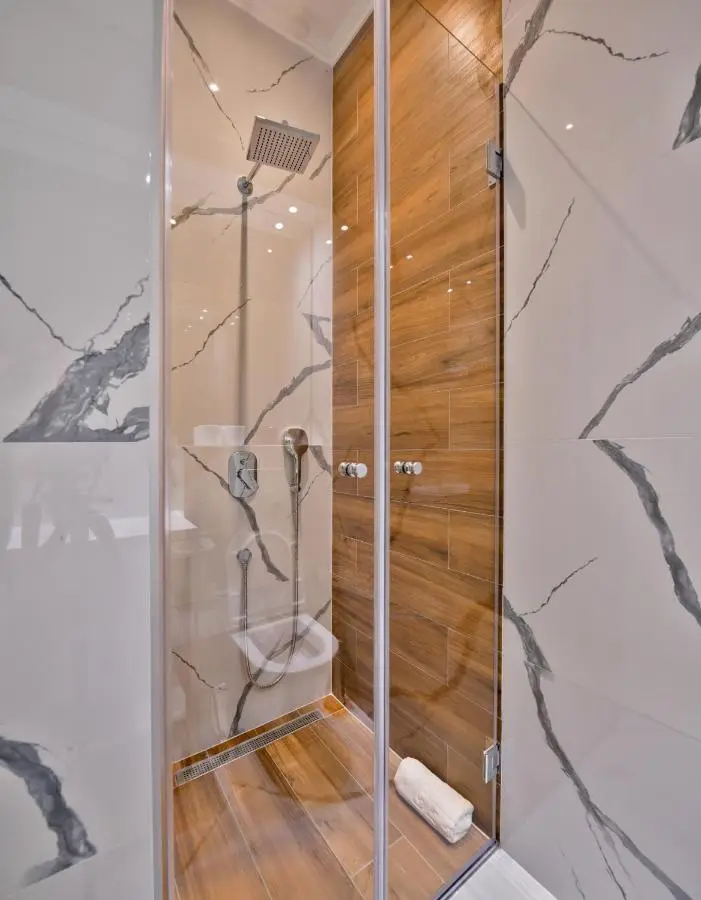 Luxury Galla Apartments in the City Center