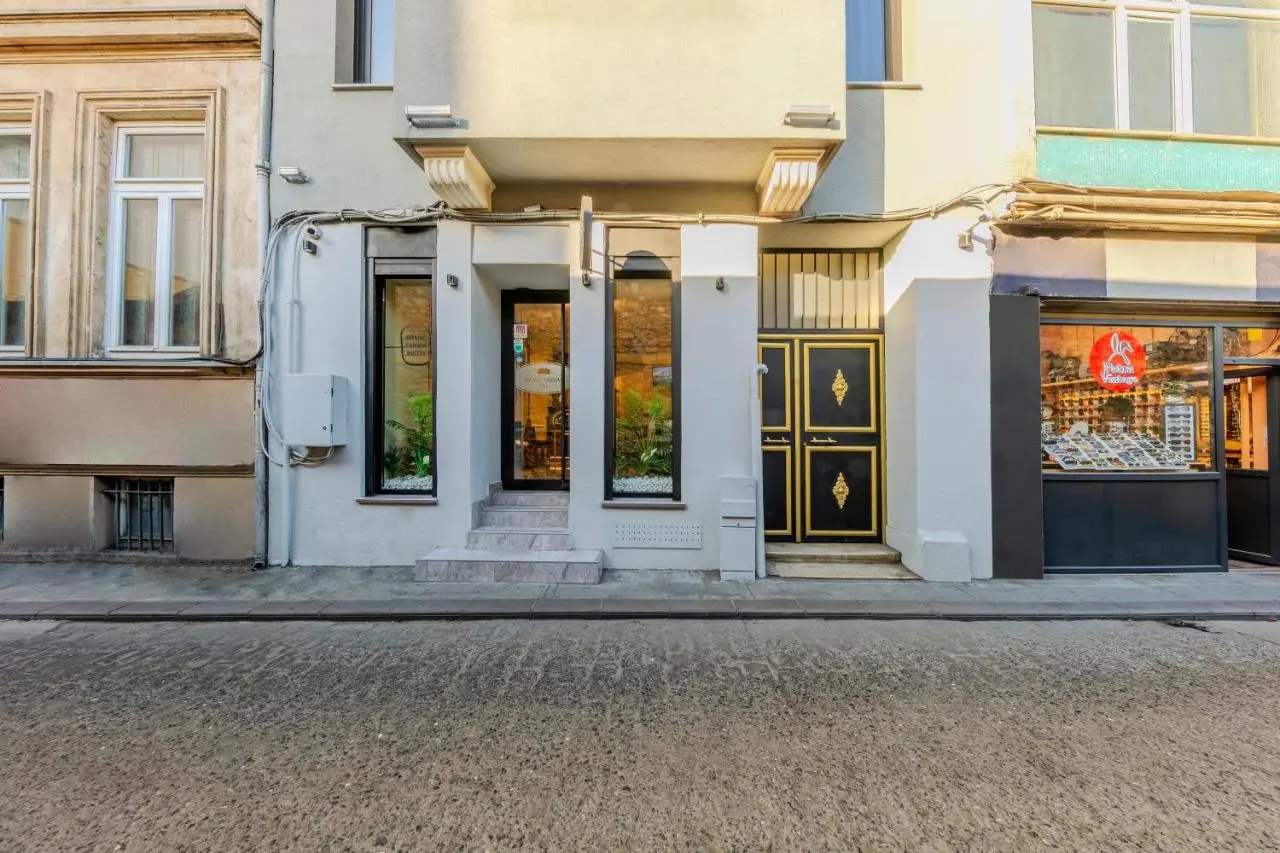 ROYAL TAKSIM SUITES