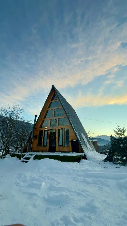 A-frame mestia