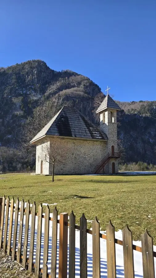 Thethi Sky Lodge