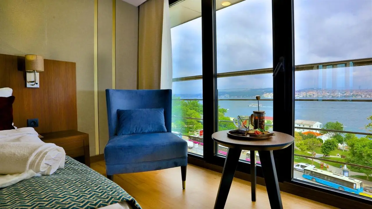 Zimmer Bosphorus Hotel