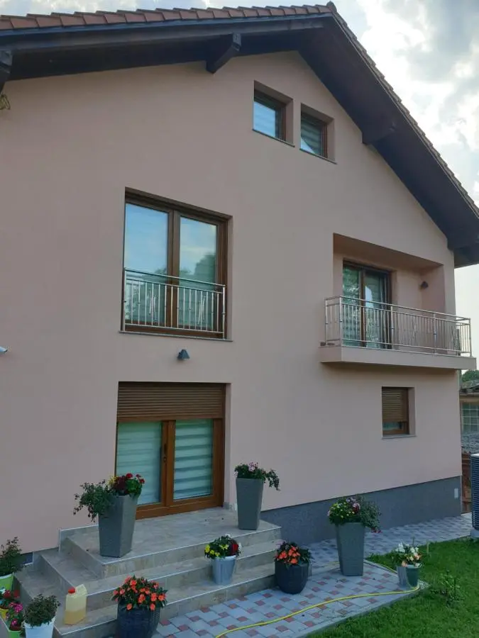 Apartments Karabegovic