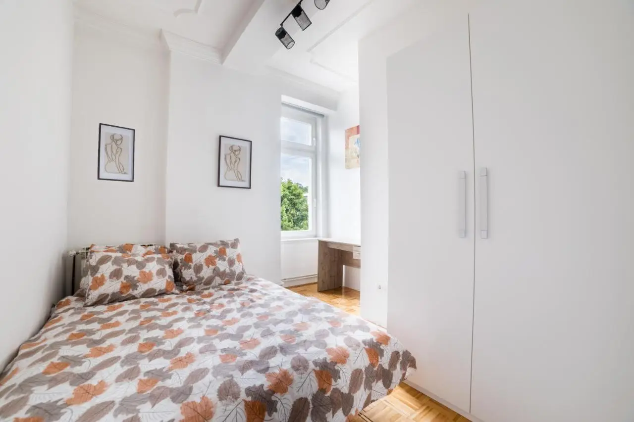 Urban Santiq City Center 3-bedroom apartment with balcony