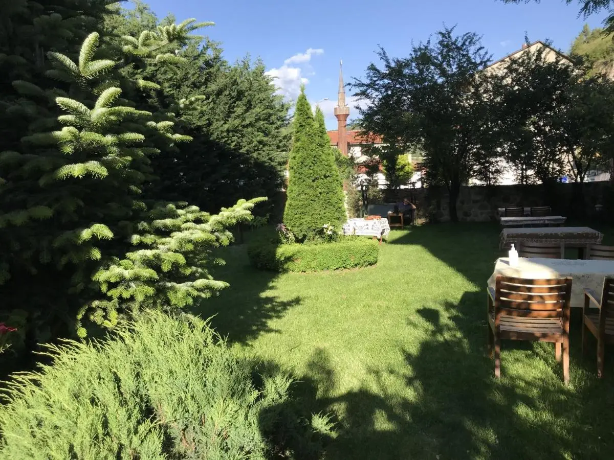 Uğurlu Konakları