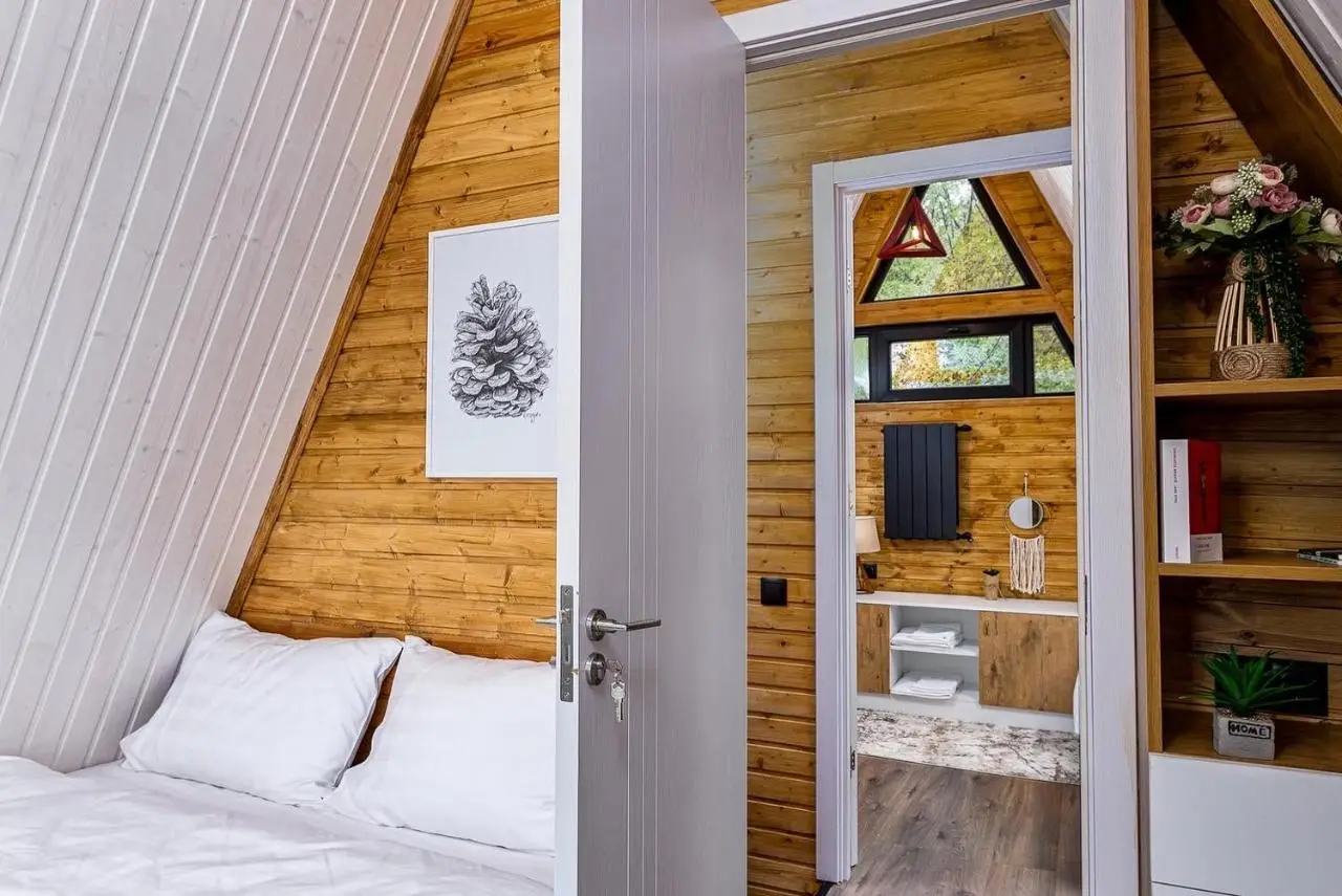 Luxury Cottages with Hot Tubes, Garden and BBQ