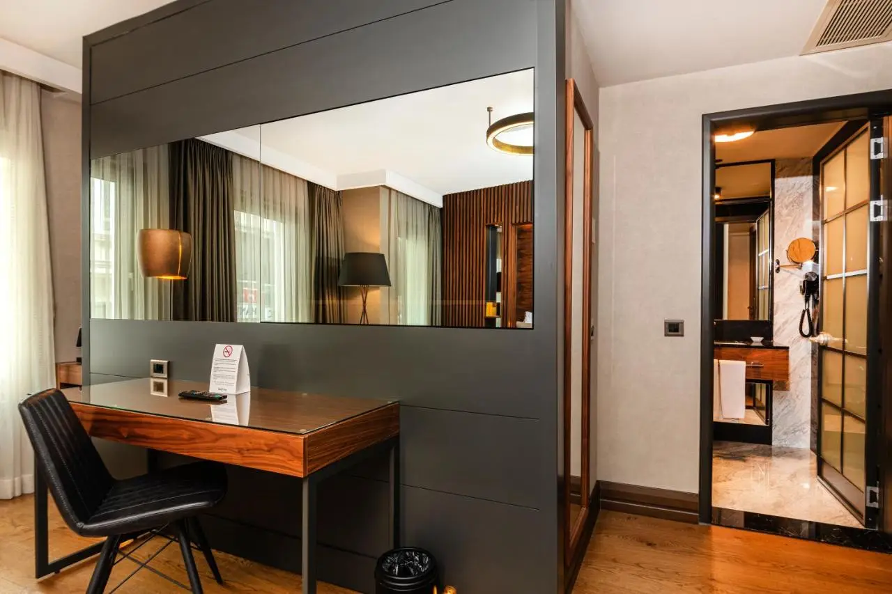 Levni Plus Hotel