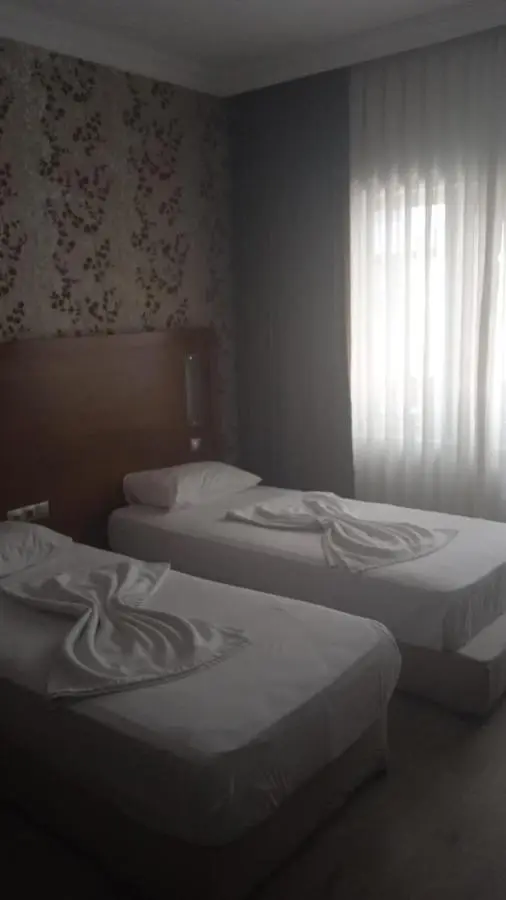 Paluri Otel Hopa