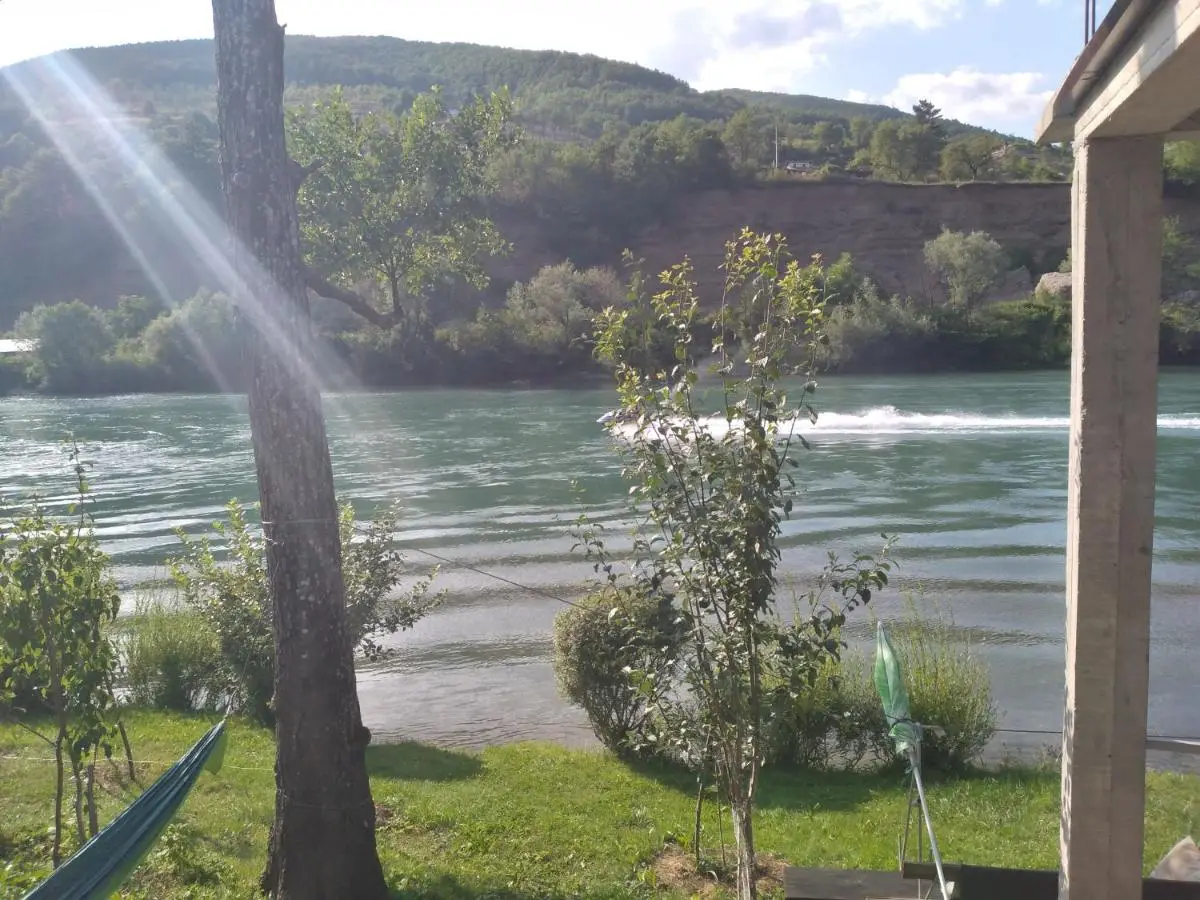 Apartman na Drini