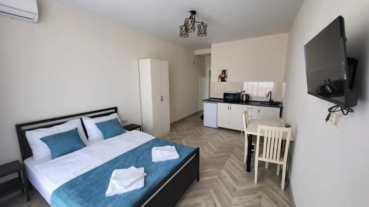 BROTHERS APARTMENTS WITH TERRACe IN OLD TBILISI