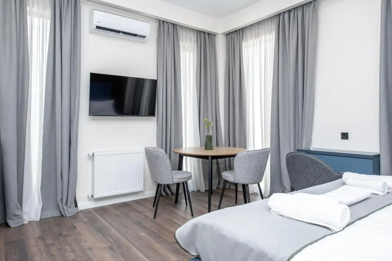 M&N Hotel