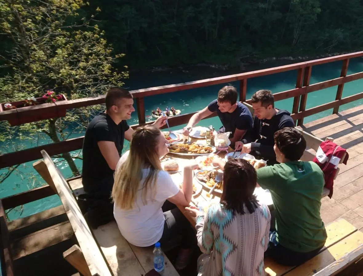 Rafting Tara Camp Highlander