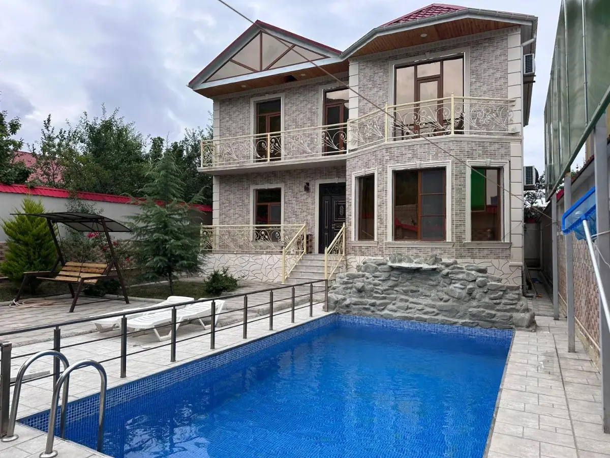 Friend's House