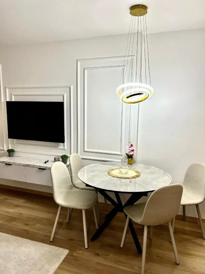 Luxury apartment Ema
