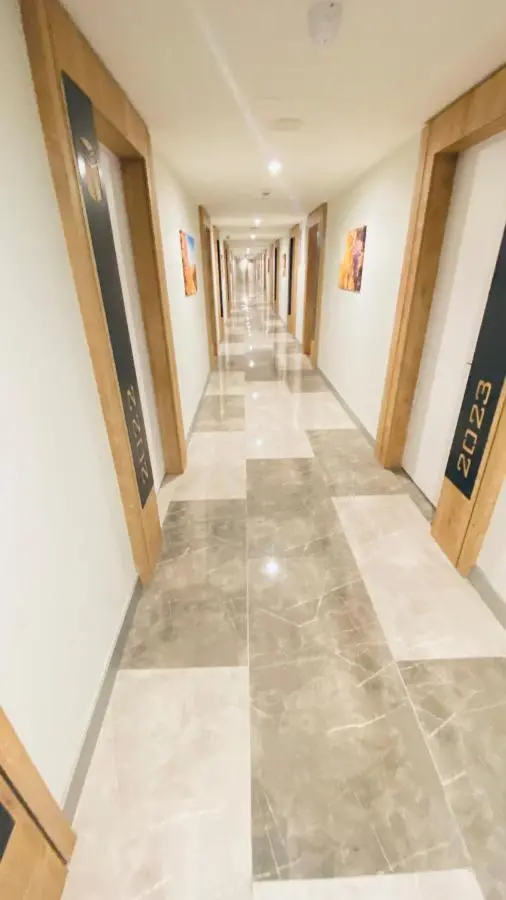 Apartments Orbi City u MariNika