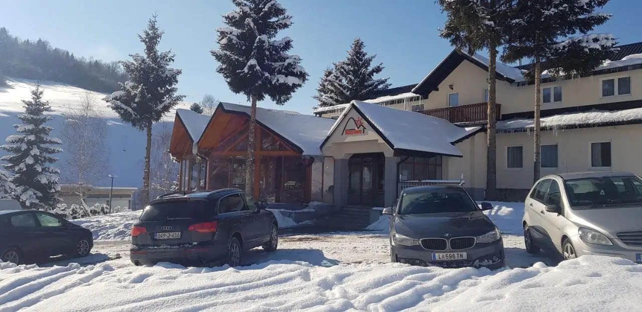 Ski Rostovo - Hotel Rostovo & Ethno Village