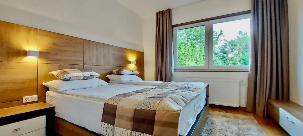 Villa Wood & Green SPA
