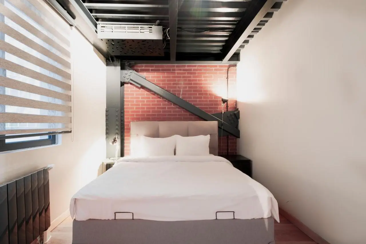Homie Suites - ''Loft 27'' Urban Comfort Suites in the Heart of Cihangir