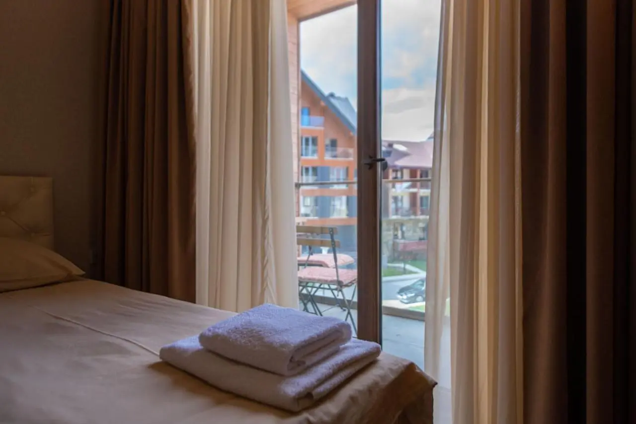 Best location new Gudauri and Own park place!!
