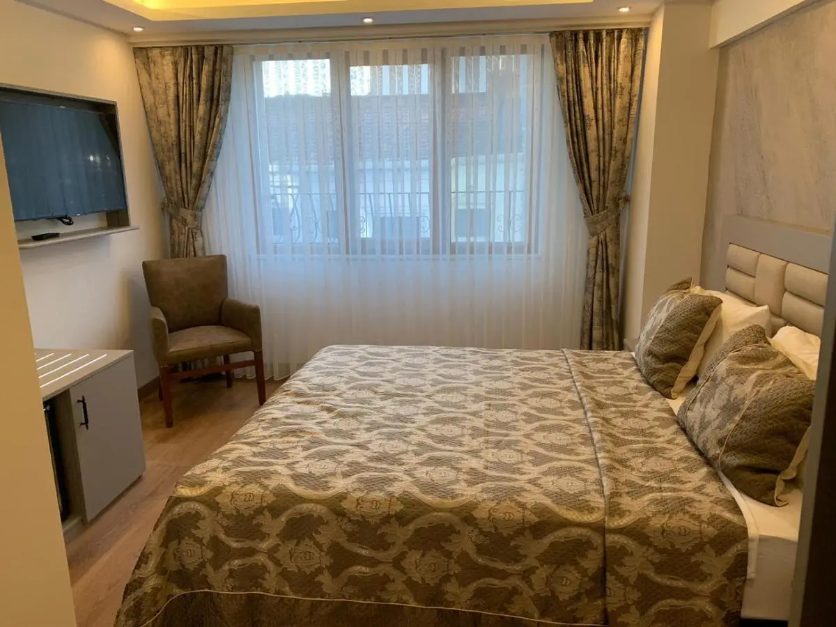 Regency World Hotel