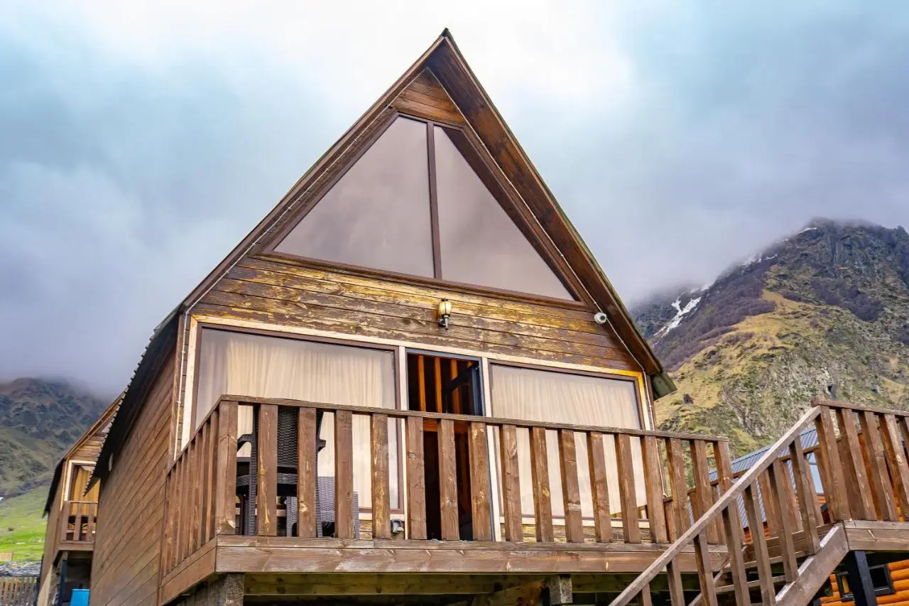 Kazbegi 4 side cottages