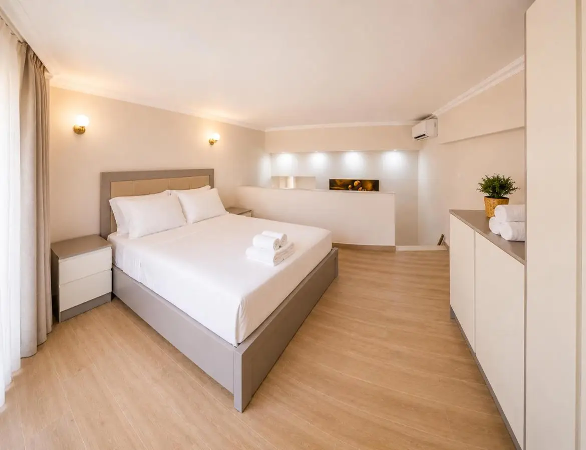 Flors Apartments