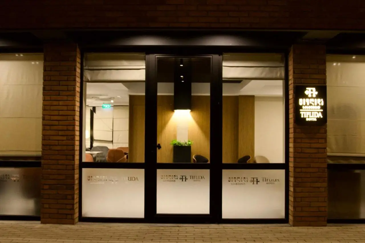 Hotel Tiflida