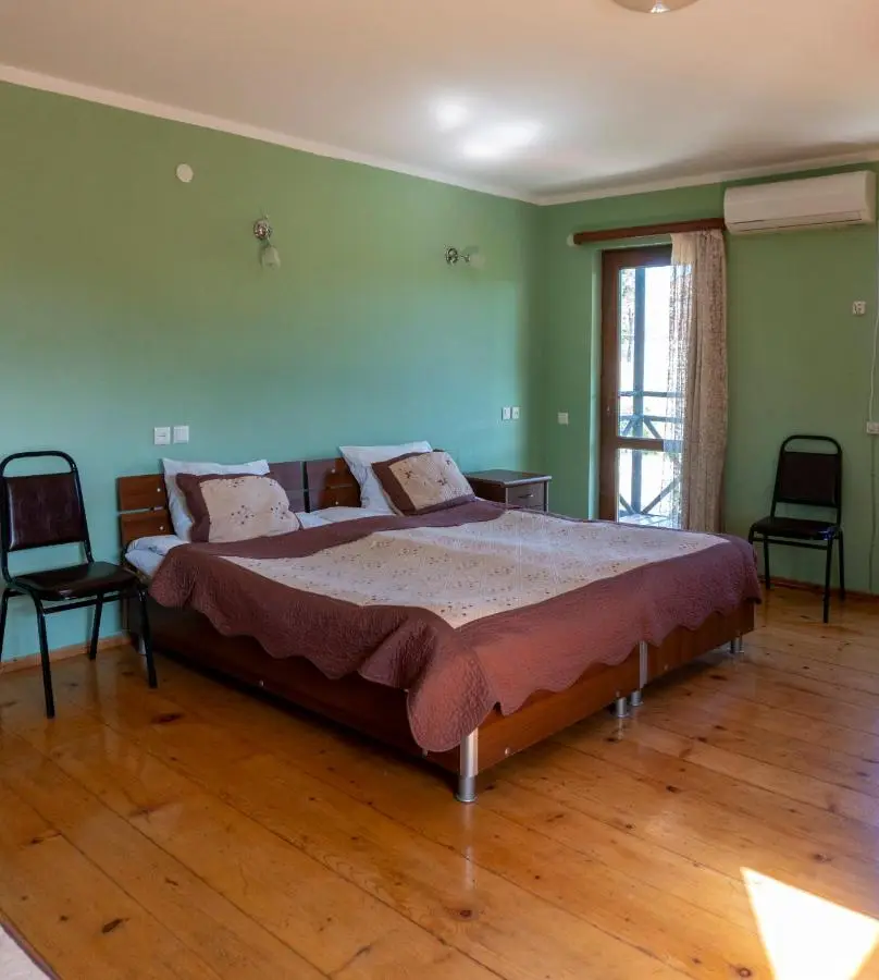 Sighnaghi Hotel Fence Door&Сигнахи Отель Ворота Крепости&სიღნაღი სასტუმრო გალავნის კარი