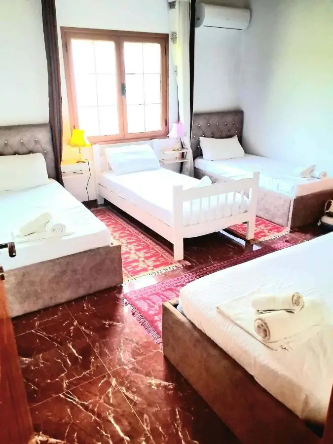 Villa Rexho