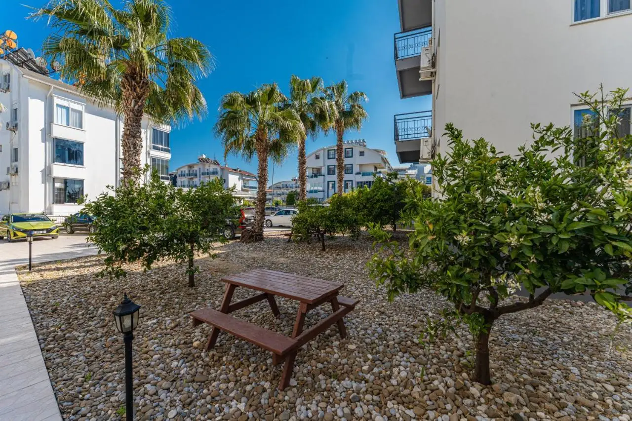 ASSOS APART BELEK
