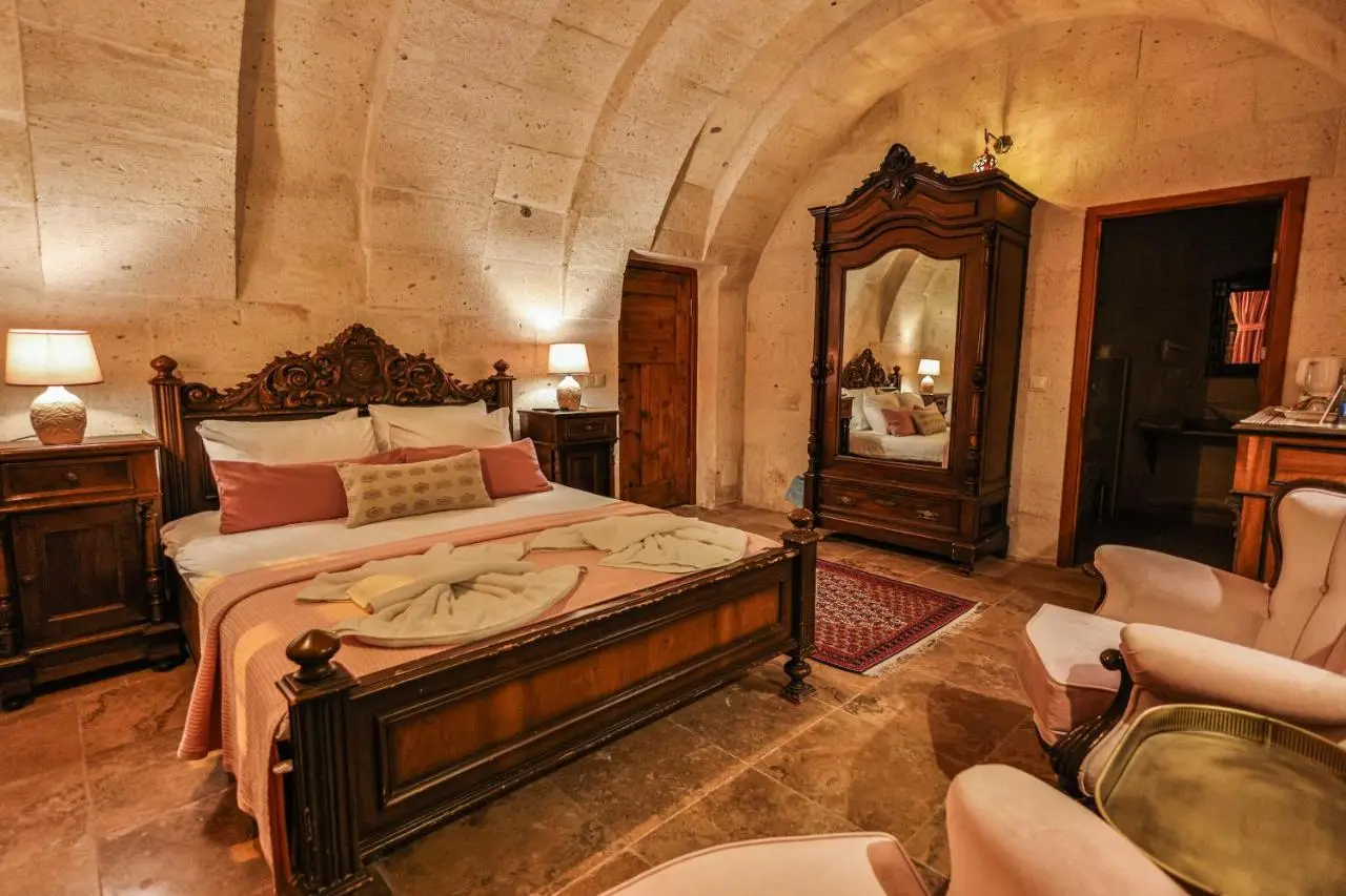 Cappadocia Eagle Cave Inn