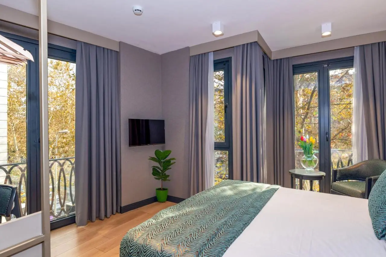 QUİ Hotel&SPA